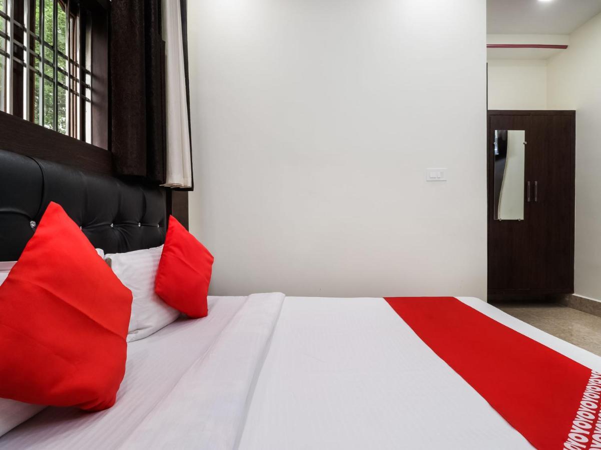 Oyo 74578 Hotel Al-Diyafa Haydarabad Dış mekan fotoğraf