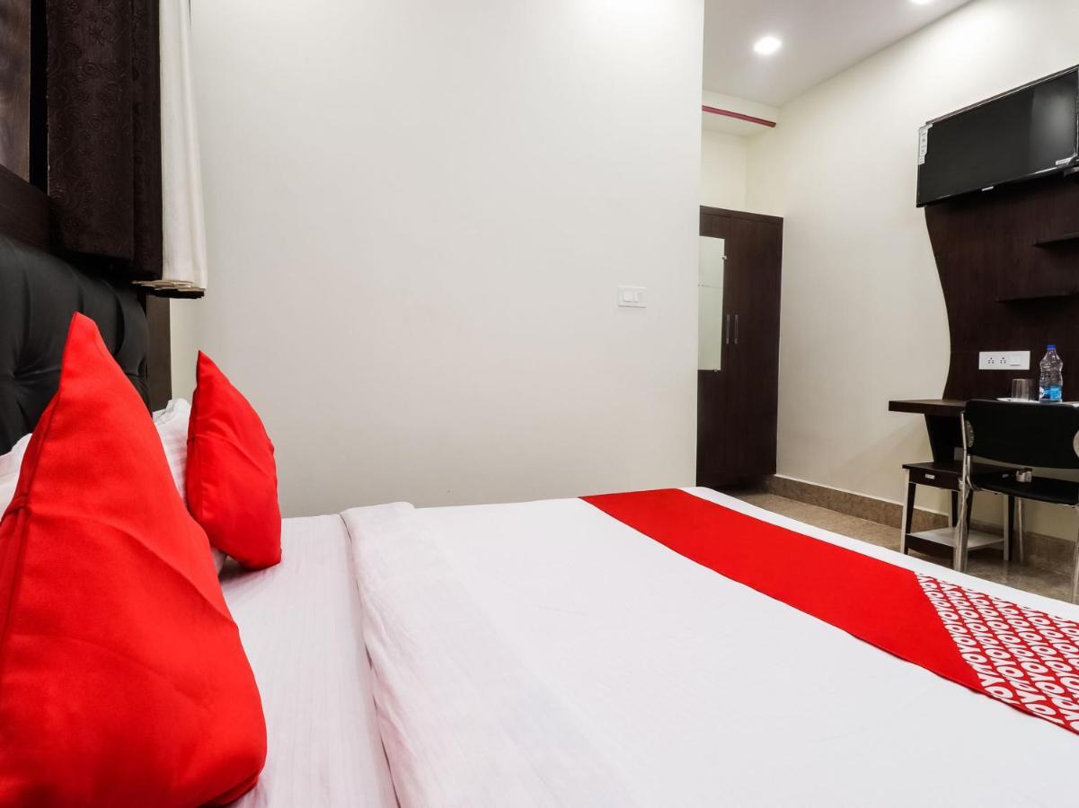 Oyo 74578 Hotel Al-Diyafa Haydarabad Dış mekan fotoğraf
